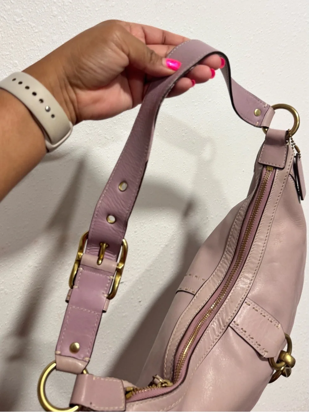 Coach Lilac Vintage Hampton Leather Hobo with Gold Hardware